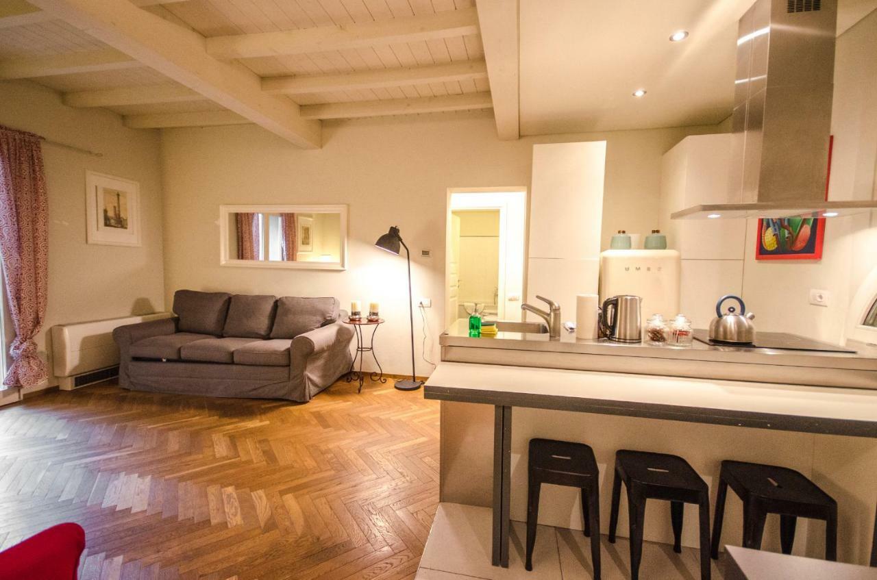 Azeglio Apartment, A Due Passi Da Piazza Maggiore Bologna Eksteriør billede
